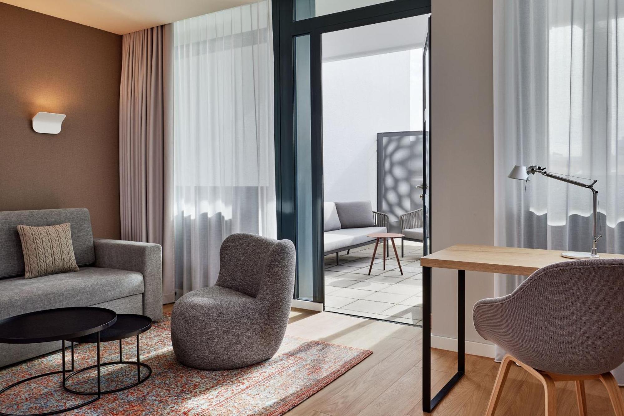 Residence Inn By Marriott Munich Central Экстерьер фото