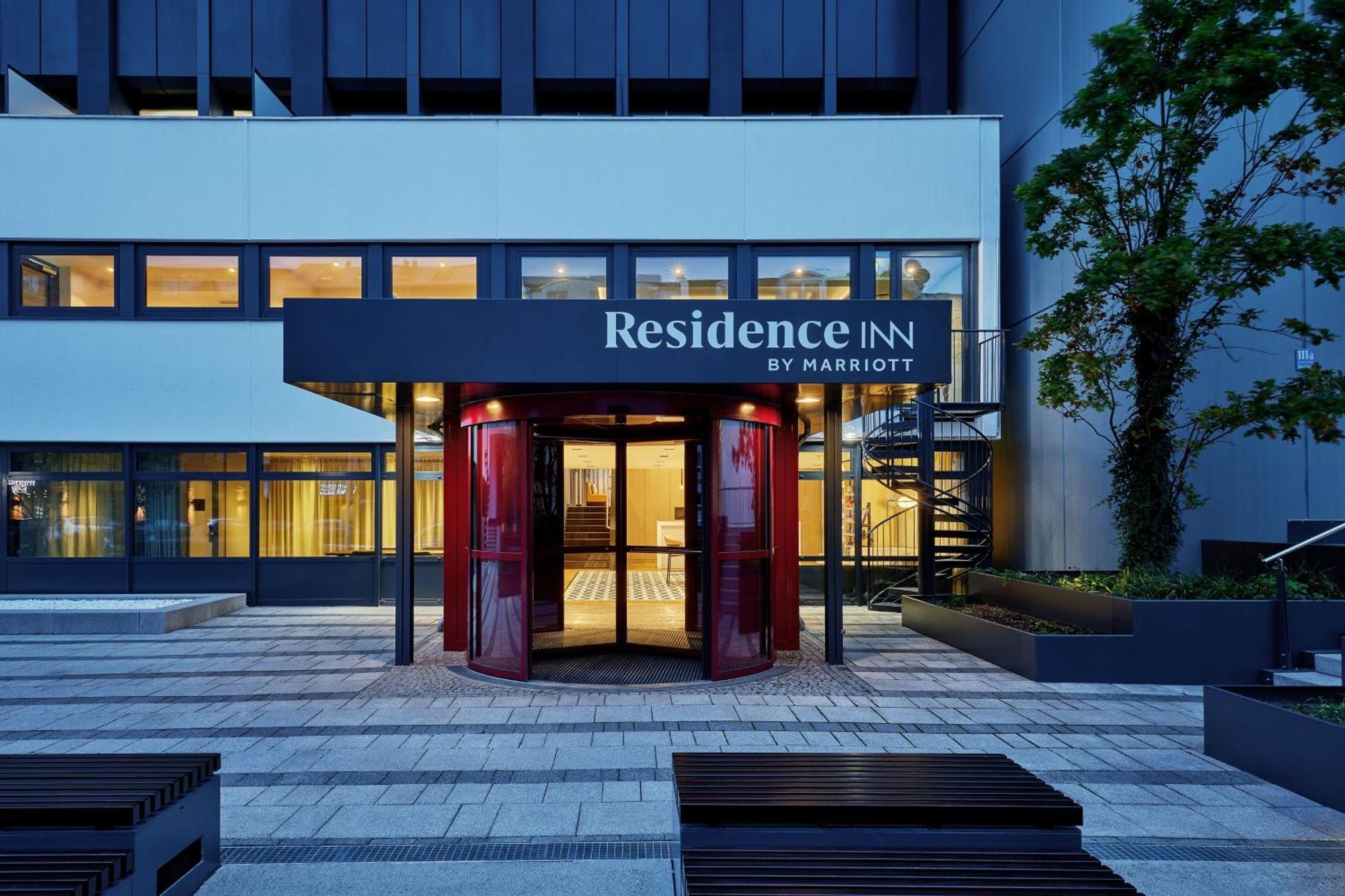 Residence Inn By Marriott Munich Central Экстерьер фото