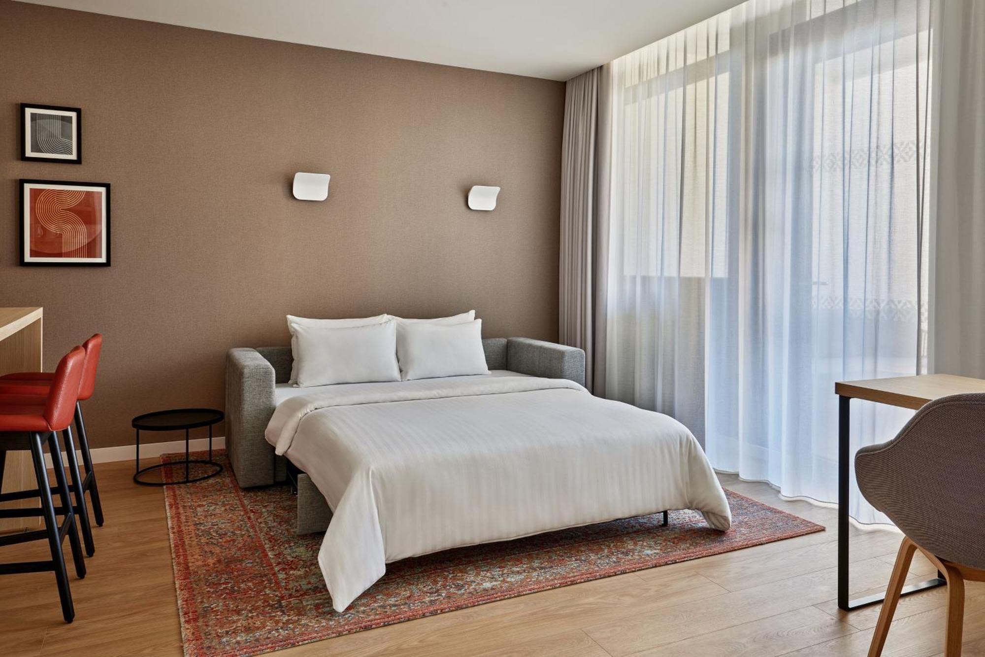 Residence Inn By Marriott Munich Central Экстерьер фото